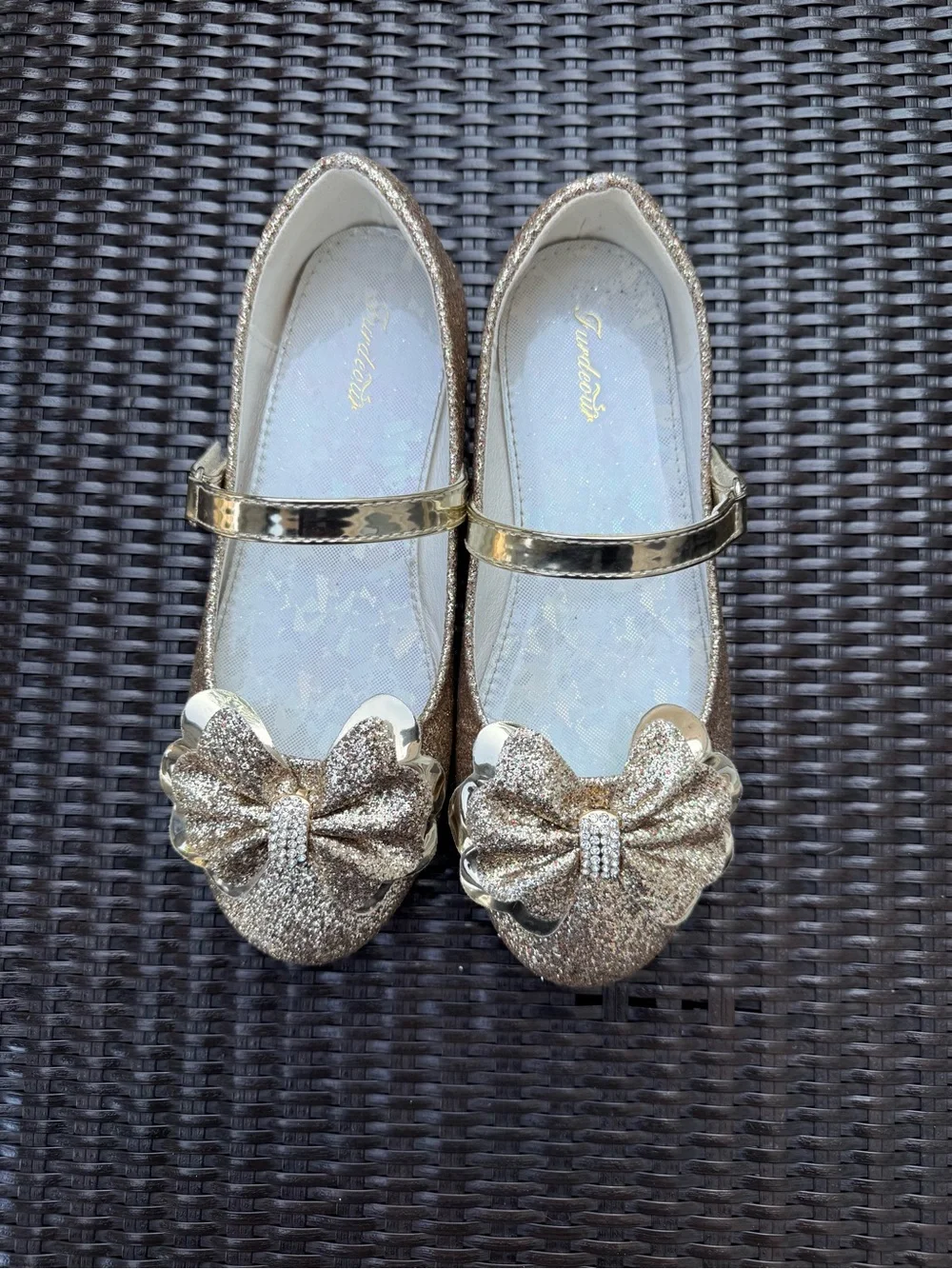 Girls Sparkle Bow Mary Jane Dress Shoes in Gold